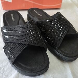 Easy Spirit Stacy Platform Sandal in black, size 7 medium
